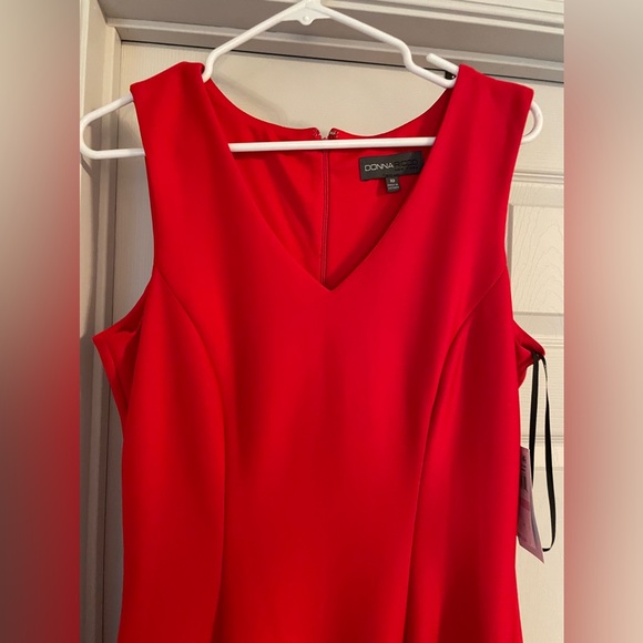 NWT Red Donna Ricco fit and flare dress! - Picture 5 of 6